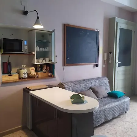Nice-three-room With 2 Bathrooms *