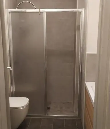 Nice-three-room With 2 Bathrooms Apartamento Turim