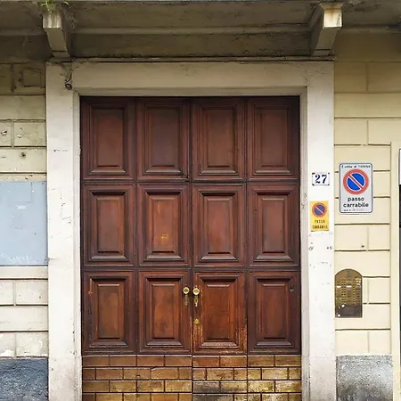 Nice-three-room With 2 Bathrooms Apartamento Turim